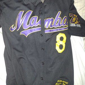 Kobe Bryant baseball t